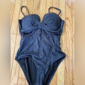 CUPSHE never worn bathing suit